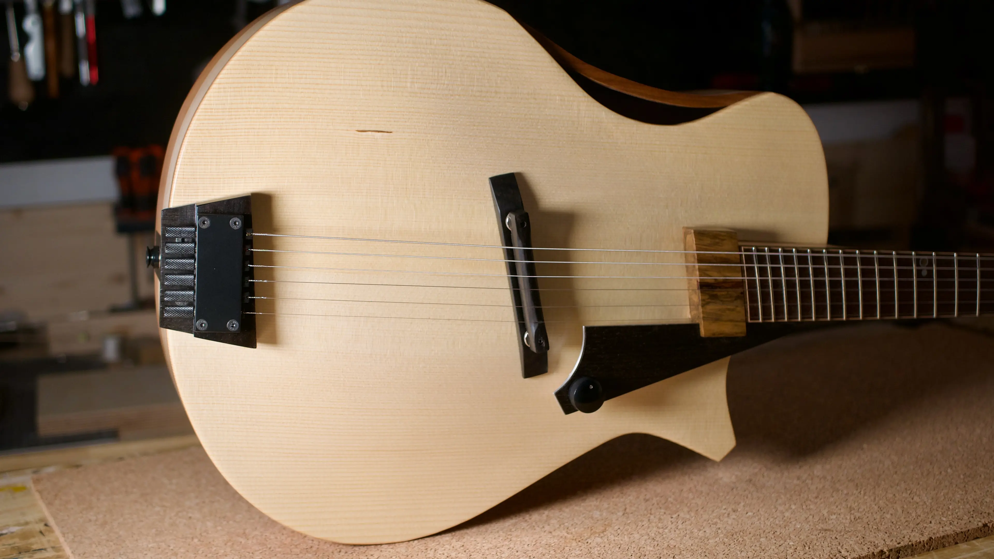 the-archtop